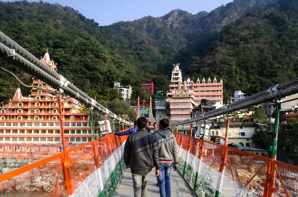 Photo of Laxman Jhula Bridge, Laxman Jhula, Rishikesh, Uttarakhand, India by Saurabh Bagakar