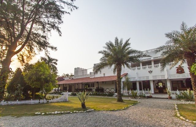 Photo of Delhi to Dudhwa: Wilderness Along the Borders by Suvro Banerjee