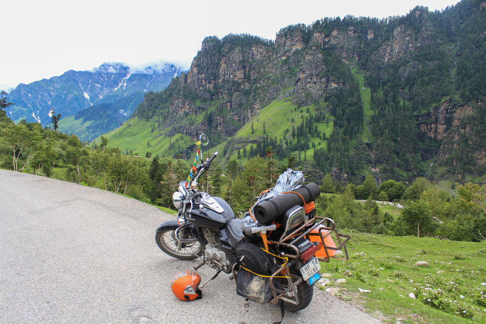 Photo of Leh'd in Ladakh - Solo Ride to Heaven 5/100 by Santosh Suresh Jain