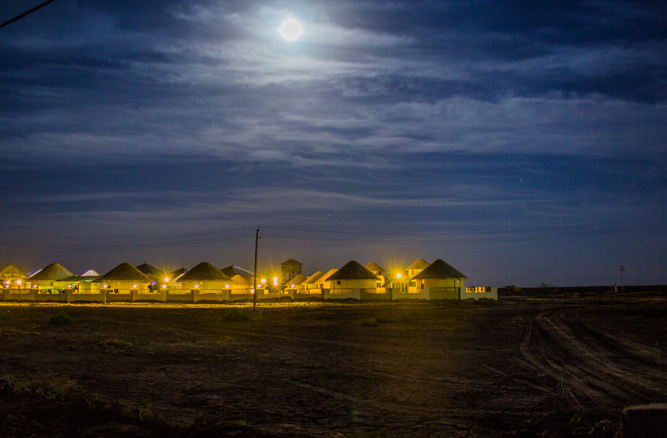 Photo of Rann Of Kutch - Where Blue Sky meets White Desert by Santosh Suresh Jain