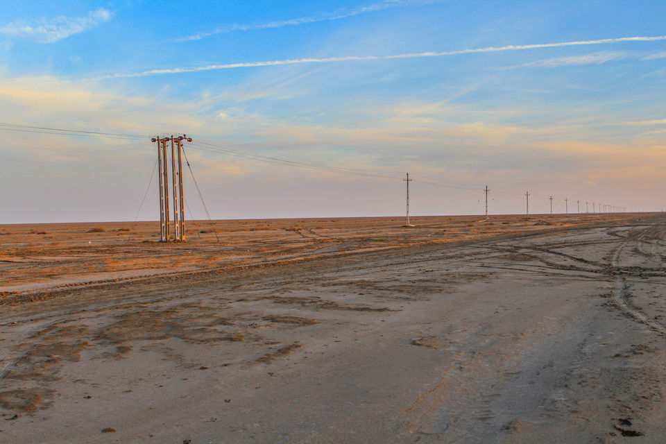 Photo of Rann Of Kutch - Where Blue Sky meets White Desert by Santosh Suresh Jain