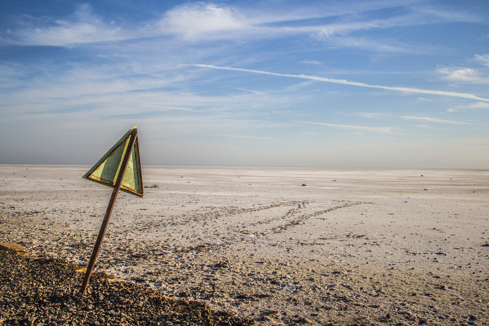 Photo of Rann Of Kutch - Where Blue Sky meets White Desert by Santosh Suresh Jain