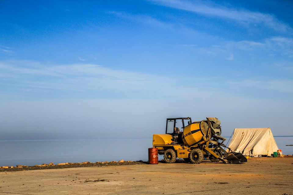 Photo of Rann Of Kutch - Where Blue Sky meets White Desert by Santosh Suresh Jain