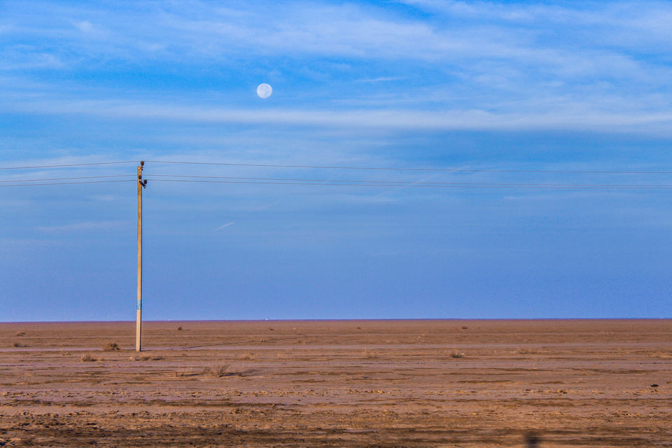 Photo of Rann Of Kutch - Where Blue Sky meets White Desert by Santosh Suresh Jain