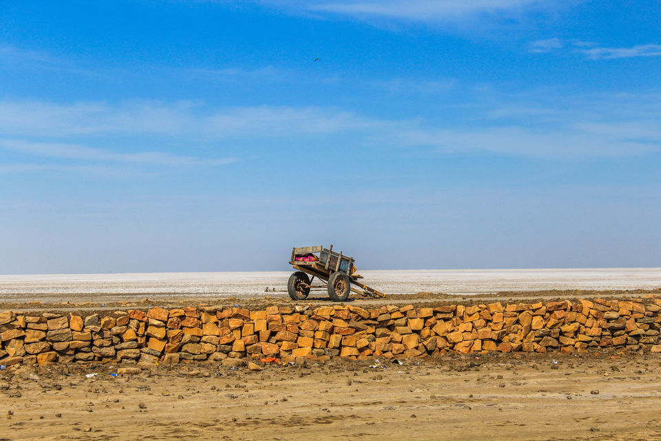 Photo of Rann Of Kutch - Where Blue Sky meets White Desert by Santosh Suresh Jain