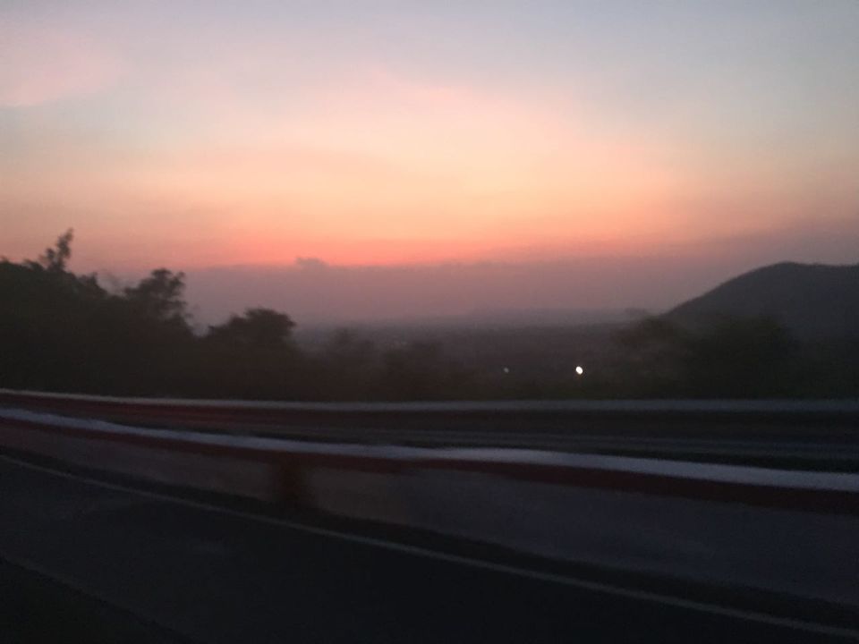 Photo of Nandi Hills View Point., Nandi Hills, Karnataka, India by Yuvan Kumar