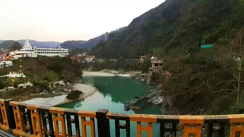 Photo of Mandi, Himachal Pradesh, India by Yuvan Kumar