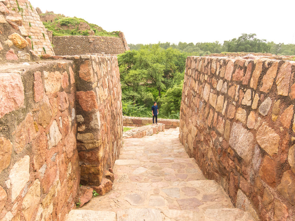 Photo of You will love Tughlaqabad fort in Delhi if you are a fan of History 6/14 by Tenny