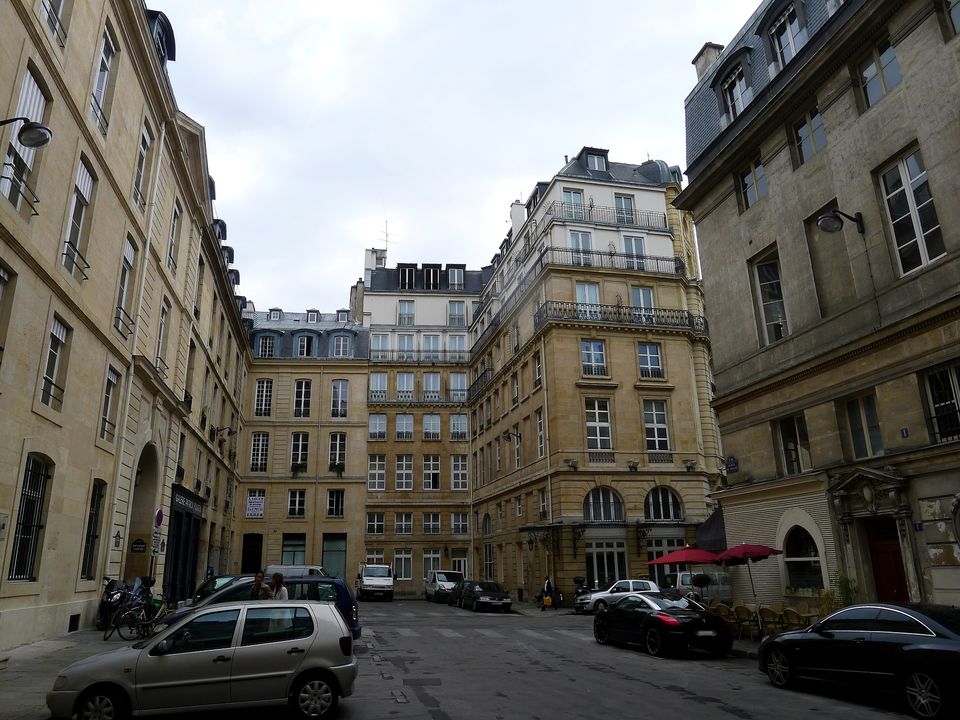 Photo of Place de Valois, Paris, France by Sunami Paigankar