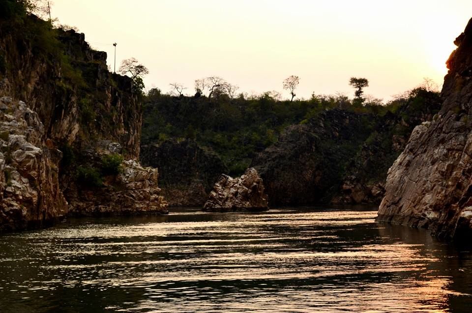 Photo of Bheda Ghat, Madhya Pradesh, India by Anurodh Sachdeva