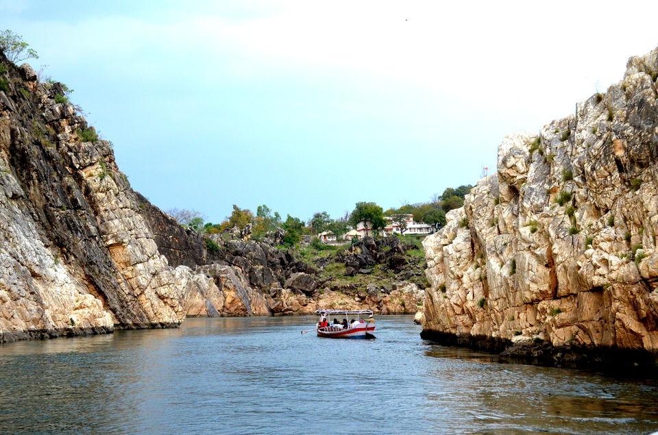 Photo of Bheda Ghat, Madhya Pradesh, India by Anurodh Sachdeva