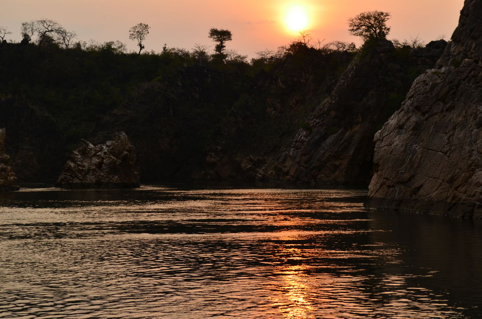 Photo of Bheda Ghat, Madhya Pradesh, India by Anurodh Sachdeva