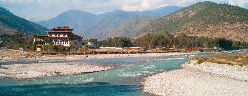Photo of The Most Popular Tourist Spots of Bhutan 1/1 by Veena World