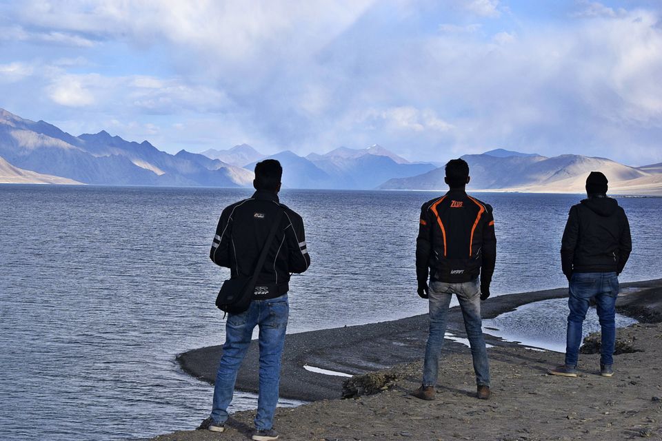 Photo of Pangong Tso by Ishwar Walikar