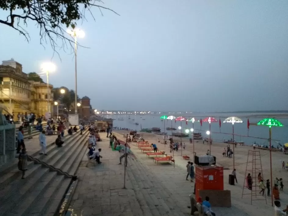 Photo of Varanasi, Uttar Pradesh, India by samiksha jain
