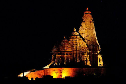 Photo of Khajuraho: Witness mesmerizing scenic beauty in a historic temple town by samiksha jain