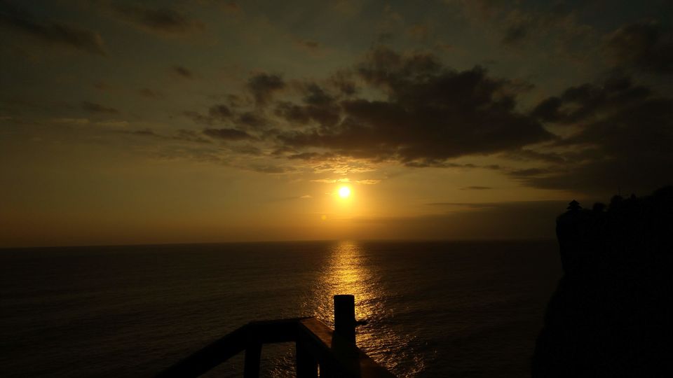 Photo of Uluwatu Temple, Pecatu, Badung Regency, Bali, Indonesia by Akash Jain