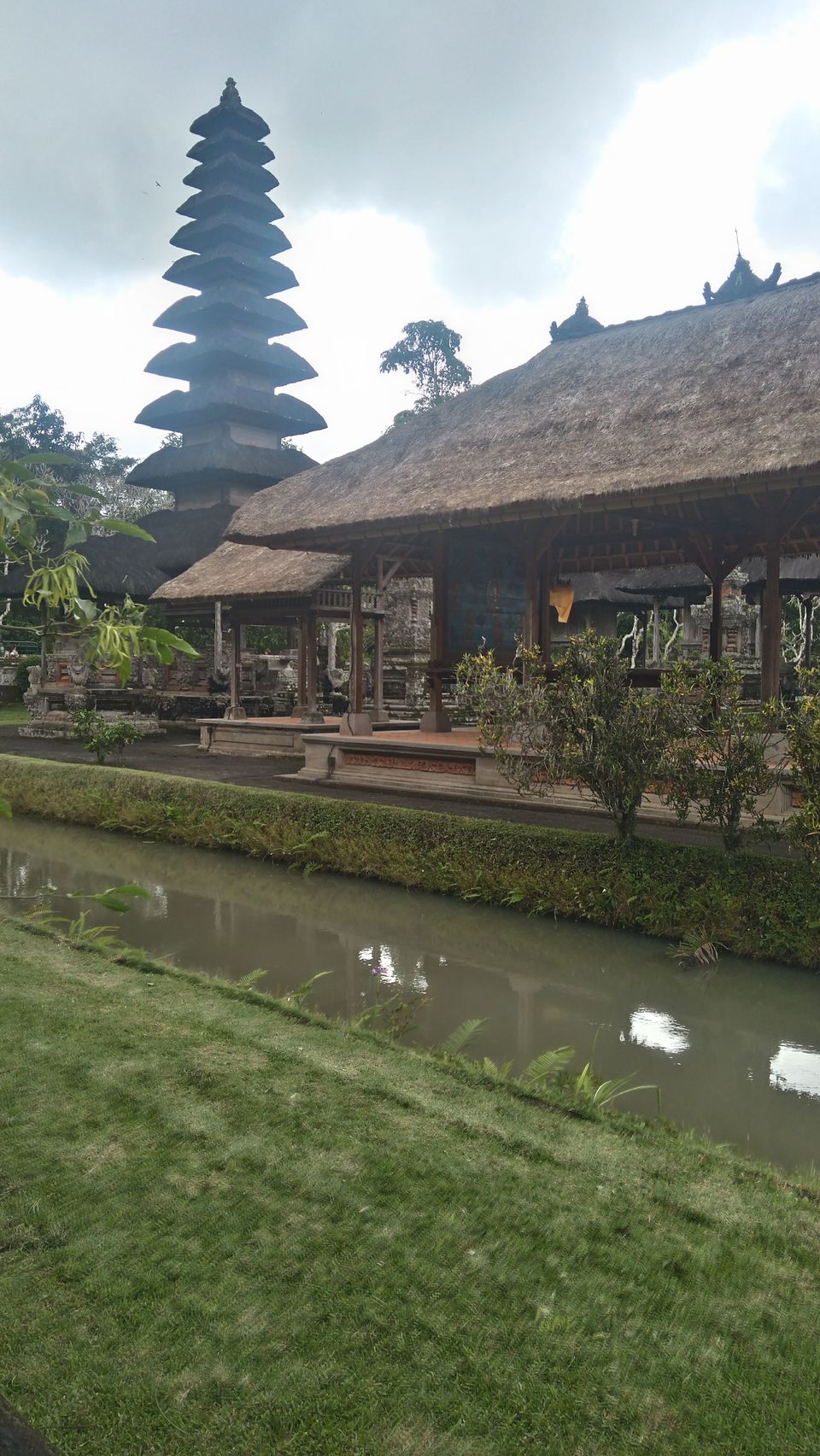 Photo of Taman Ayun Temple, Mengwi, Badung Regency, Bali, Indonesia by Akash Jain