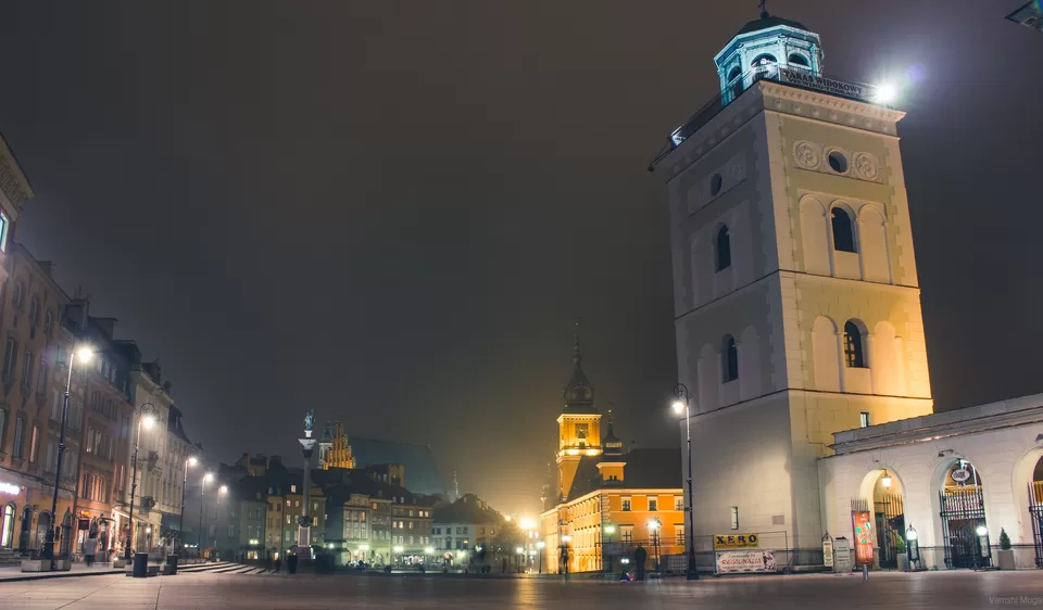 Photo of Warsaw Old Town, Warsaw Old Town, Warsaw, Poland by Vamshi Muga
