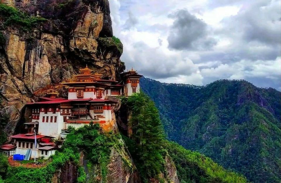 Photo of One Gloved Trek-Tiger Nest, Bhutan by Narita Mahajan