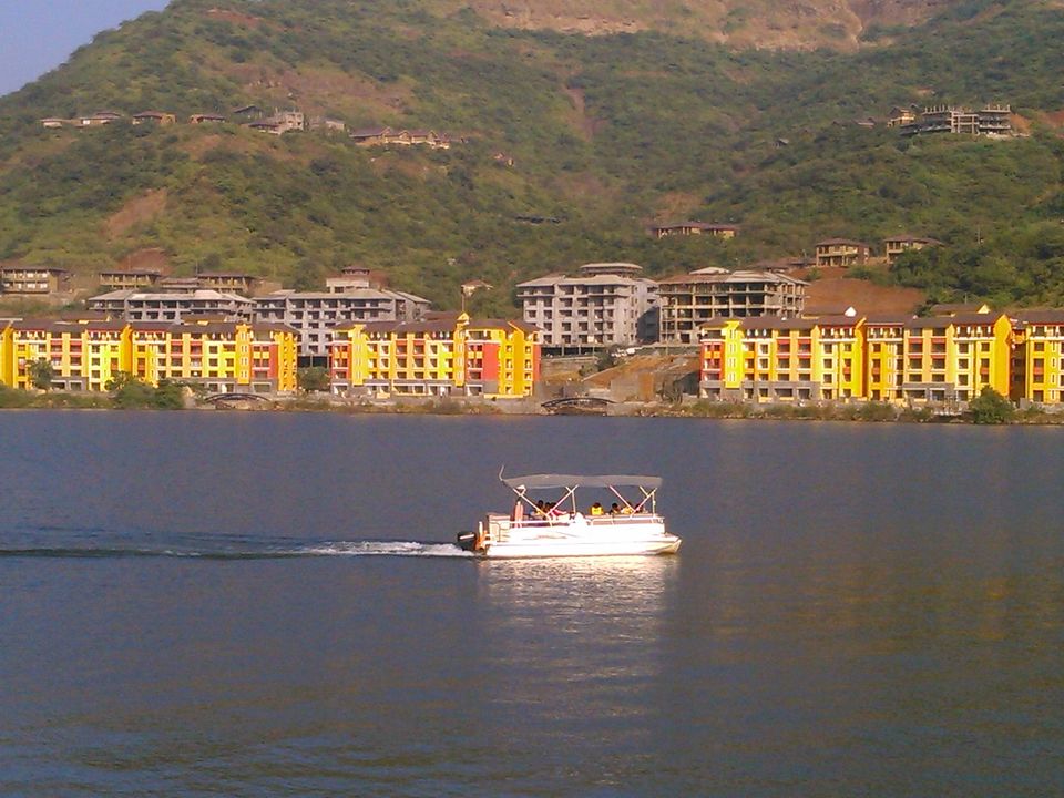 Photo of Lavasa, Maharashtra, India by Soma Majumdar