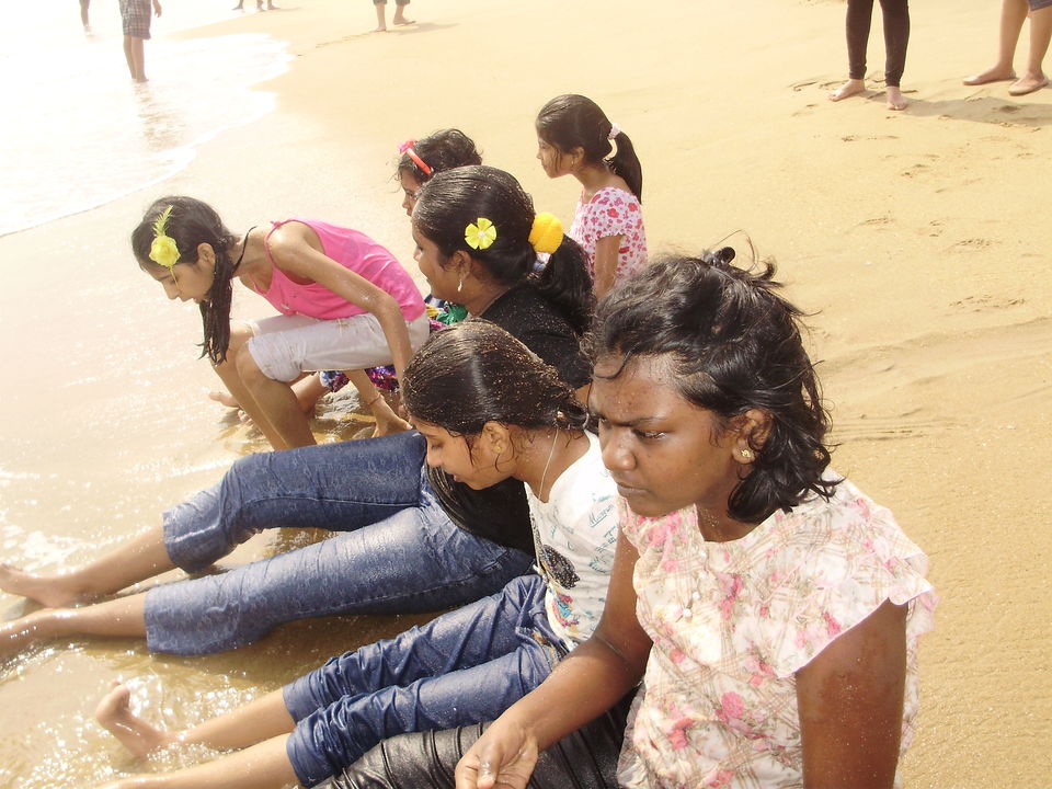 Photo of Picnic at Fishermans Cove, Chennai by Soma Majumdar
