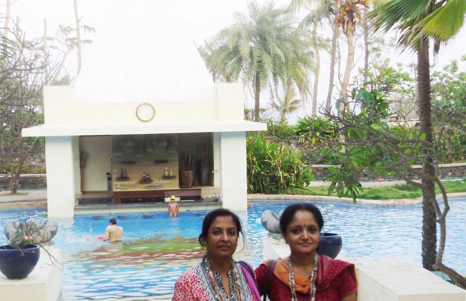 Photo of Picnic at Fishermans Cove, Chennai by Soma Majumdar
