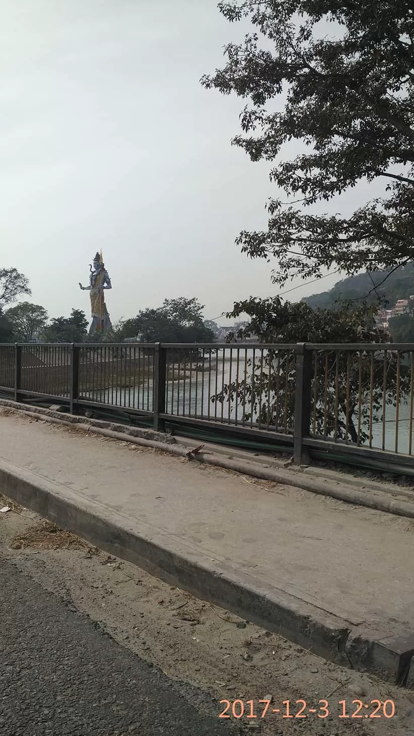 Photo of Haridwar - Dehradun Road, Vidhan Sabha Marg, Shastri Nagar, Dehradun, Uttarakhand, India by Soma Majumdar