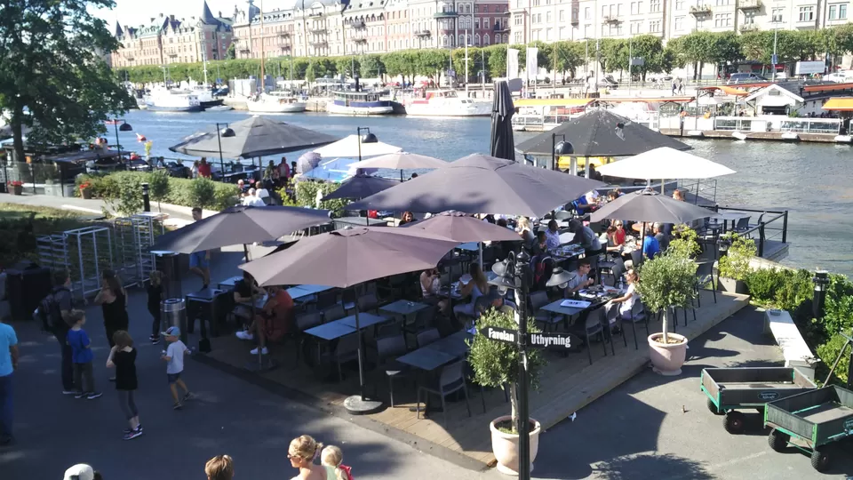 Photo of The Lake Café, Galärvarvsvägen, Stockholm, Sweden by Soma Majumdar