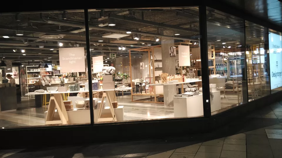 Photo of Gallerian Mall, Hamngatan, Stockholm, Sweden by Soma Majumdar