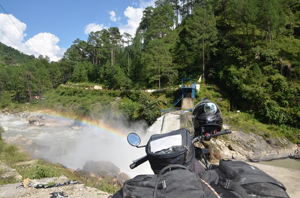 Photo of Uttarkashi - Gangotri Road, Taknaur Renge, Uttarakhand, India by Naren Lamba