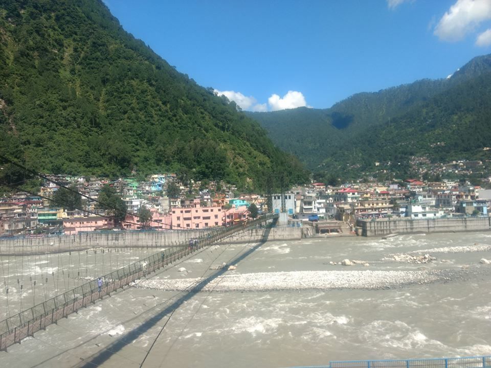 Photo of Uttarkashi - Gangotri Road, Taknaur Renge, Uttarakhand, India by Naren Lamba