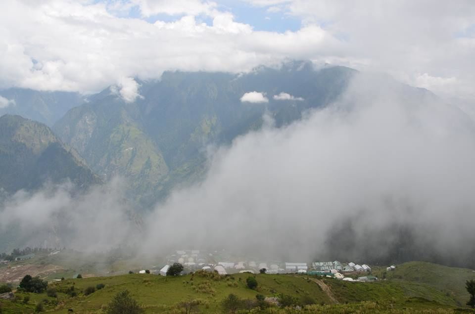 Photo of Auli Laga Joshimath, Uttarakhand, India by Naren Lamba