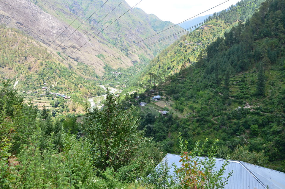 Photo of Gushaini, Himachal Pradesh, India by Naren Lamba