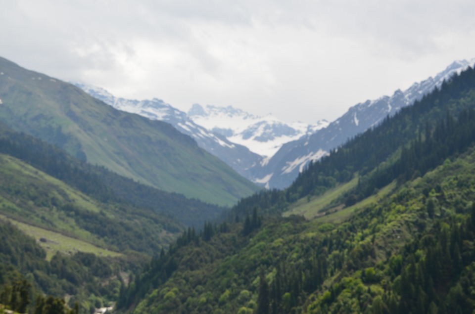 Photo of Waichin valley camps, Malana, Himachal Pradesh, India by Naren Lamba