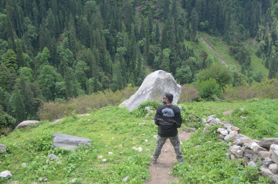 Photo of Waichin valley camps, Malana, Himachal Pradesh, India by Naren Lamba