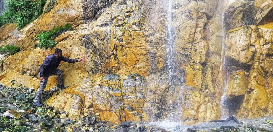 Photo of Waichin valley camps, Malana, Himachal Pradesh, India by Naren Lamba