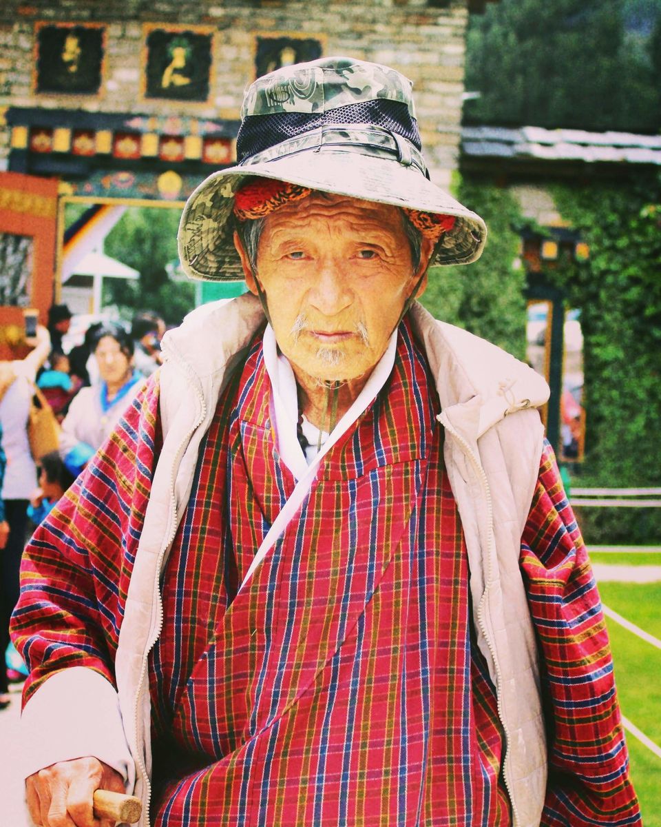 Photo of Bhutan: Let's Swipe a Smile Clean off Carbon 5/11 by Saheli Bera