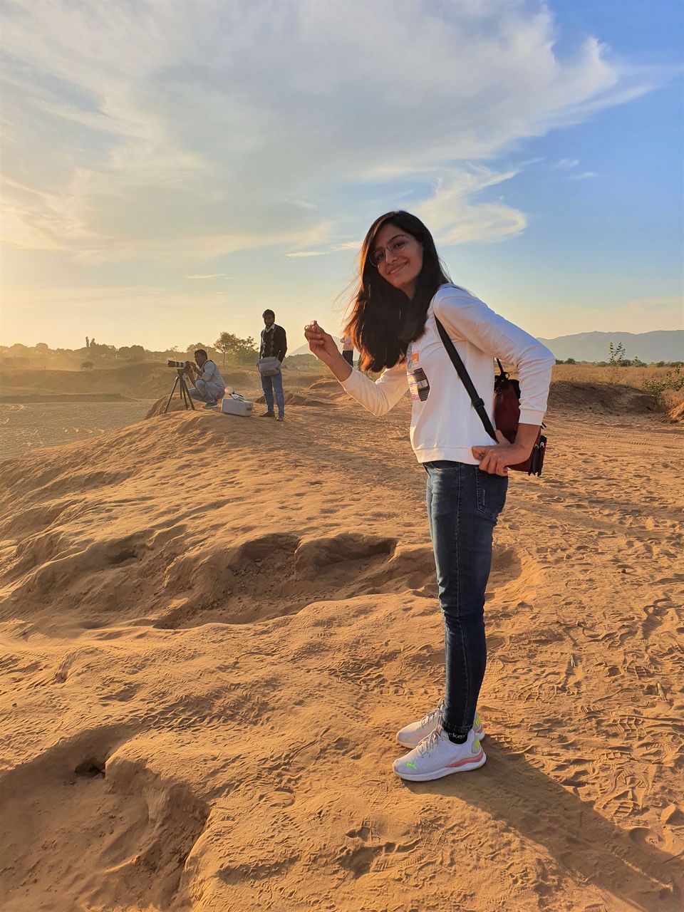 Photo of I Gave Myself an Evening in the Desert, and Saw the Most Beautiful Sunset #NewYearsEve by Divyangna (Nomadic_Missy)