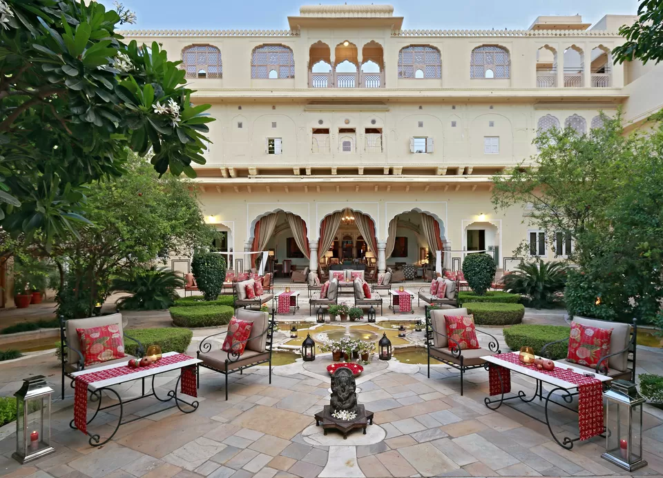 Photo of Samode Haveli, Gangapole, Jaipur, Rajasthan, India by Divyangna (Nomadic_Missy)