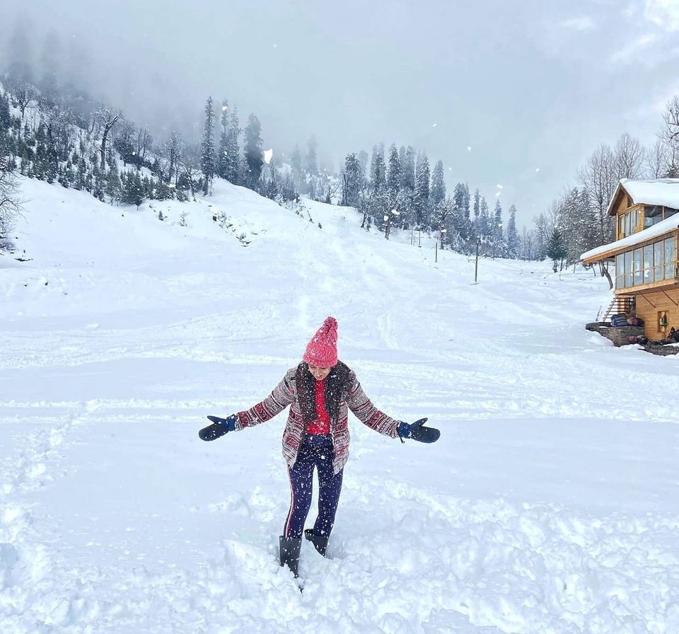 Photo of Bikini Airlines & Fake Trips: Travel Influencers Reveal Their Experiences of Hardships of Paid Work 1/5 by Divyangna (Nomadic_Missy)