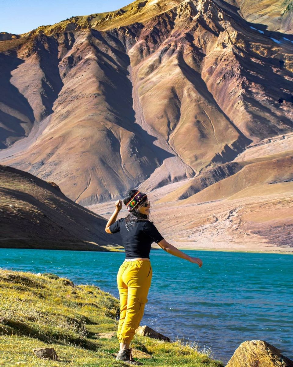 Photo of Bikini Airlines & Fake Trips: Travel Influencers Reveal Their Experiences of Hardships of Paid Work 2/5 by Divyangna (Nomadic_Missy)