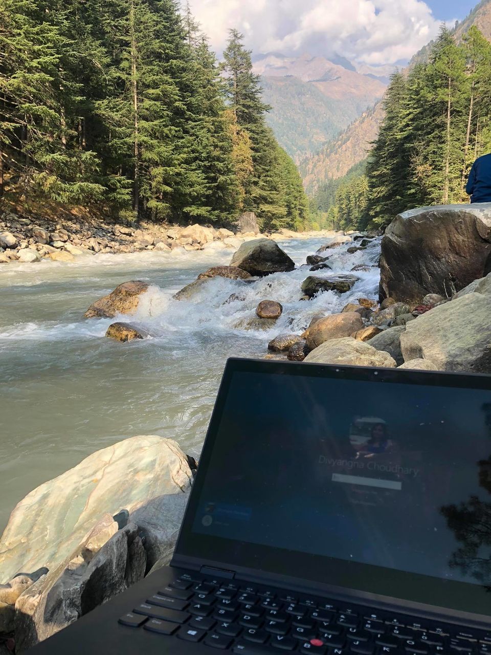 Photo of I Managed to Travel Every Month While Working Full Time Amid Pandemic With Full Precautions by Divyangna (Nomadic_Missy)