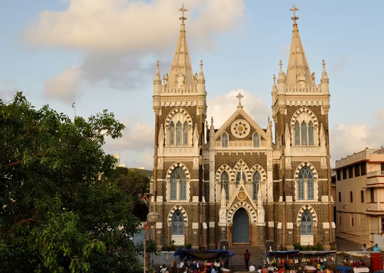Photo of Mount Mary Church, Mount Mary Road, Mount Mary, Bandra West, Mumbai, Maharashtra, India by Saumya Sharma