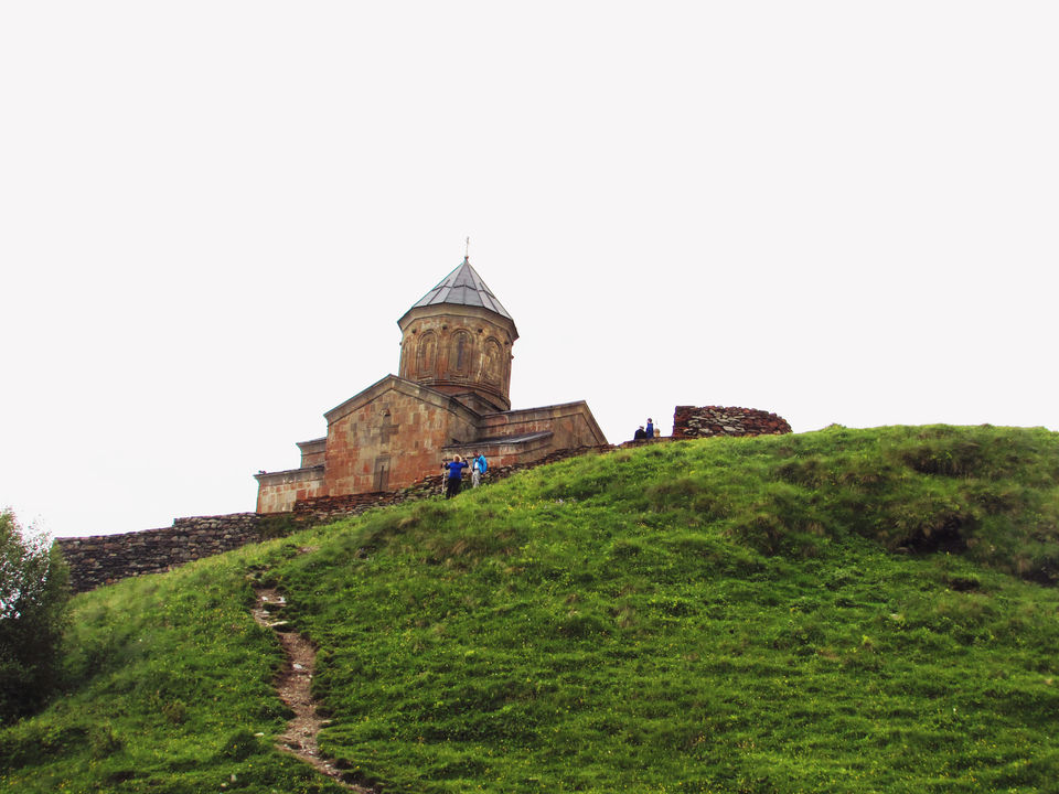 Photo of Stepantsminda, Mtskheta-Mtianeti, Georgia by roamonurown