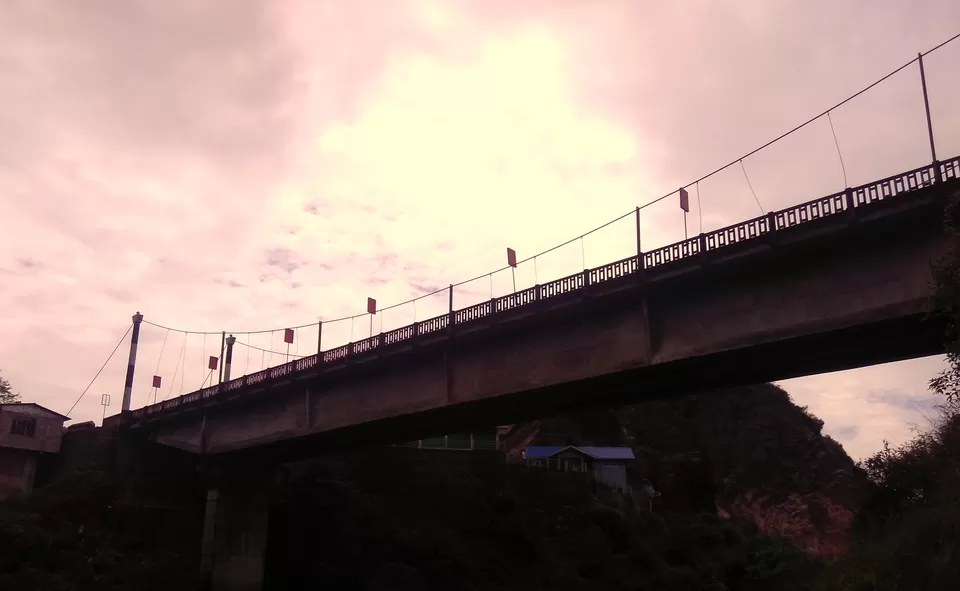 Photo of Duwan Sing Syiem Bridge, East Khasi Hills, Meghalaya, India by Sassily Solo