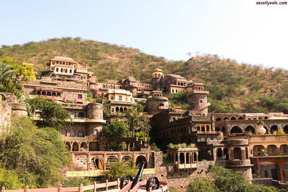 Photo of The magnificence of Neemrana Fort Palace 8/9 by Sassily Solo