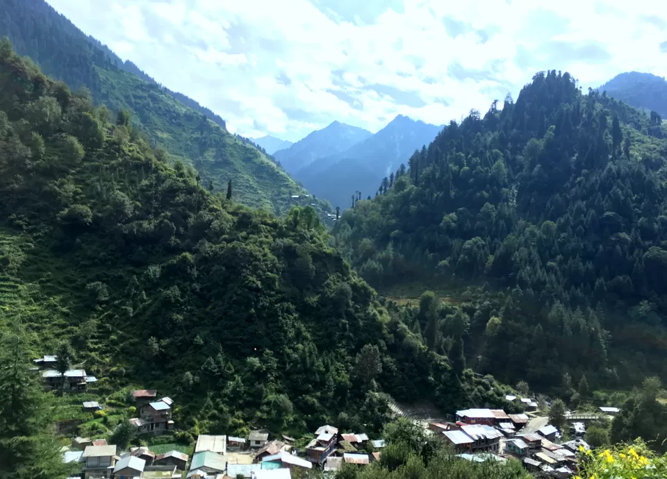 Photo of Lohardi, Himachal Pradesh, India by Sassily Solo
