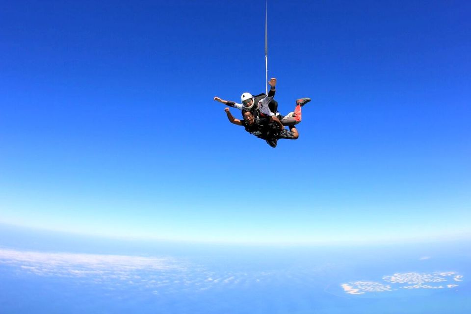 Photo of Skydiving in Dubai - An exhilarating experience! 25/29 by Syed Ahmed