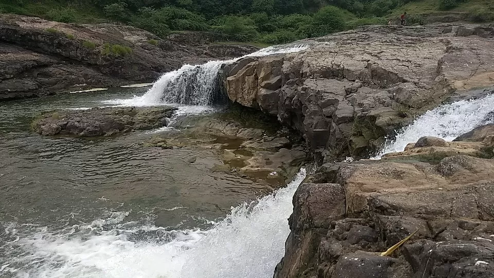 Photo of Zanzari Waterfall, To Zanzari, Dabha, Gujarat, India by Sagar Kapoor